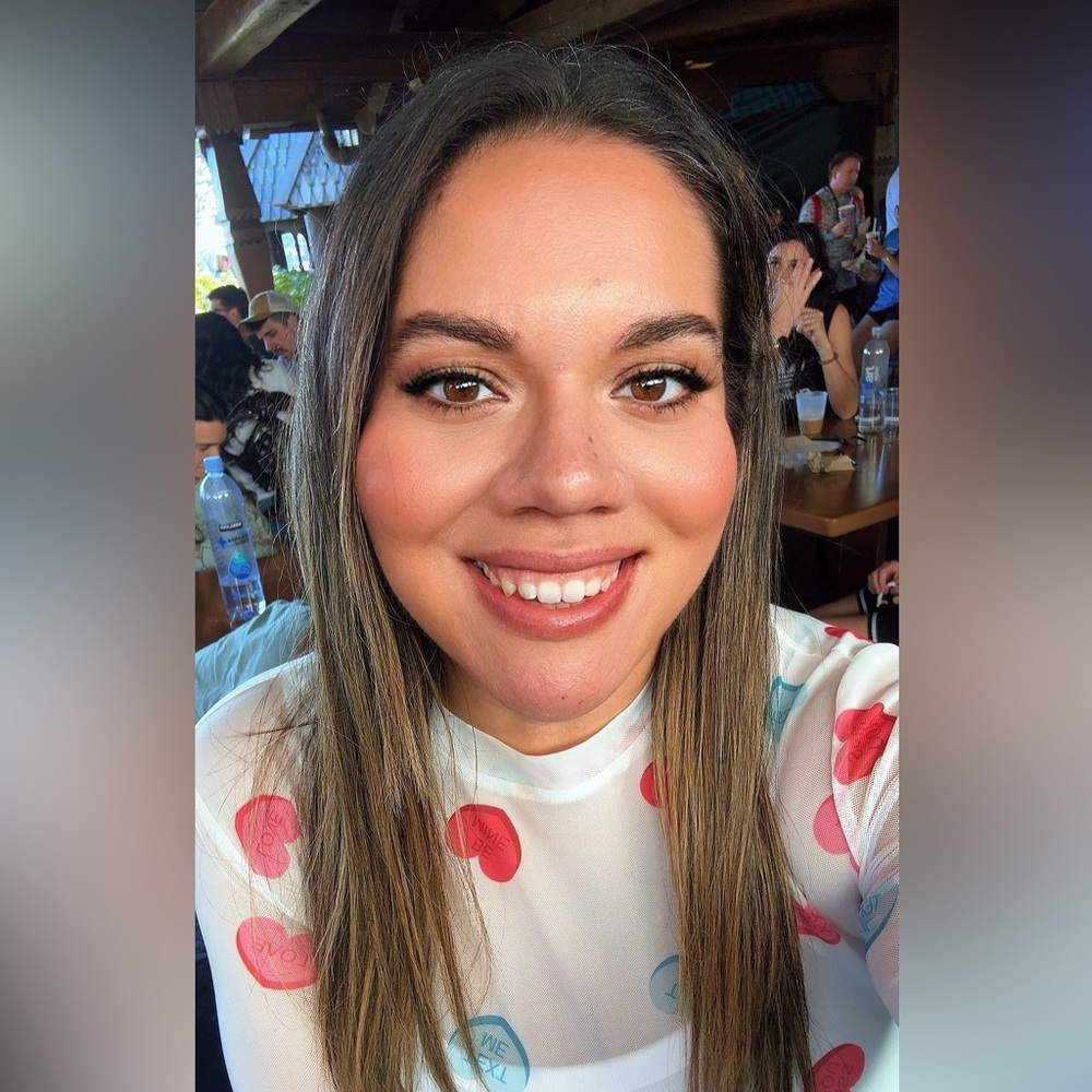 Meet your Posher, Maria